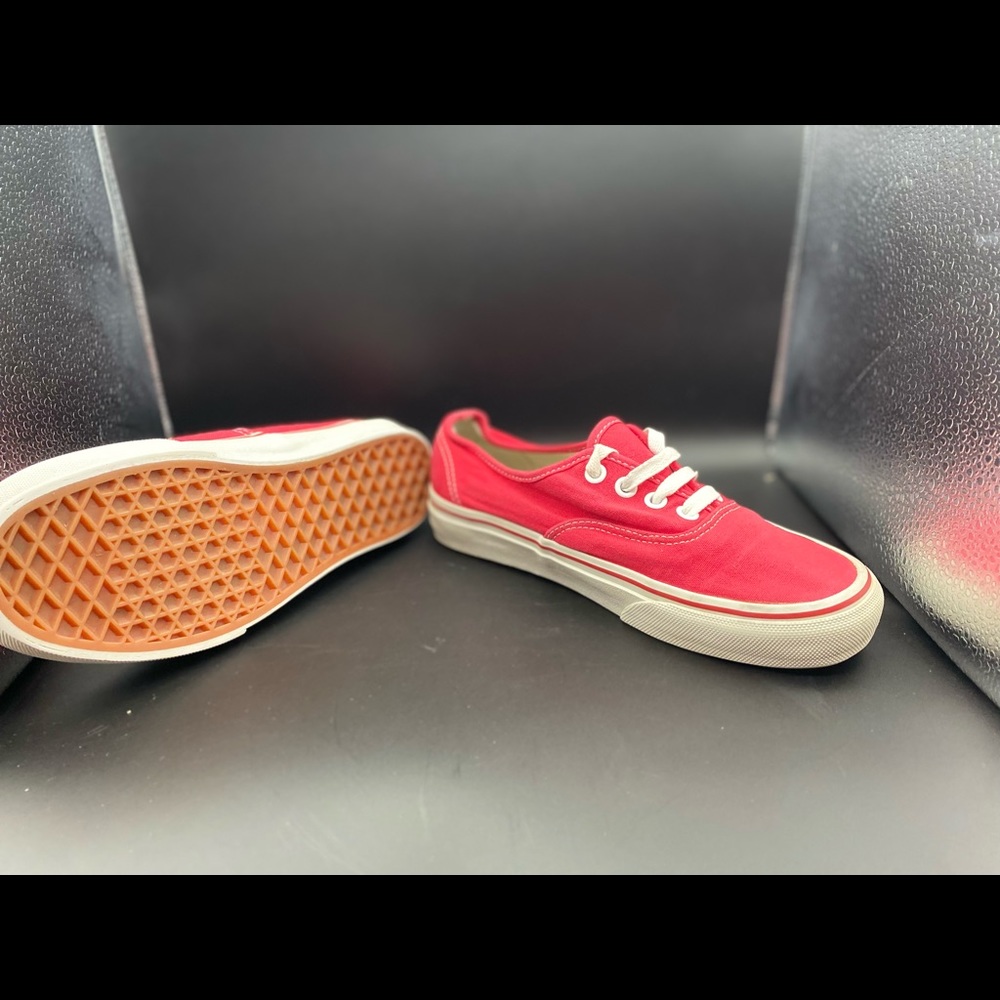 Vans - Picture 4 of 5